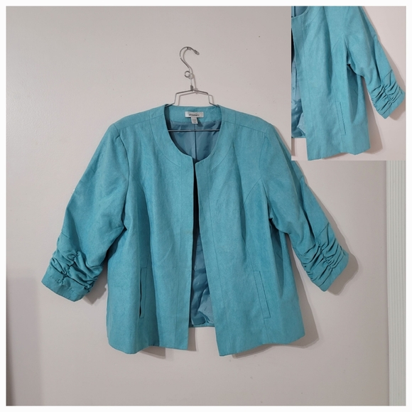 ✨️Dressbarn-Blazer size 18/20, mint color, soft fabric, with lining✨️ - Picture 1 of 11